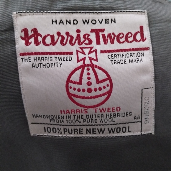 Handwoven Scottish Tweed Men's Overcoat by Bullock and Jones - Picture 5 of 5